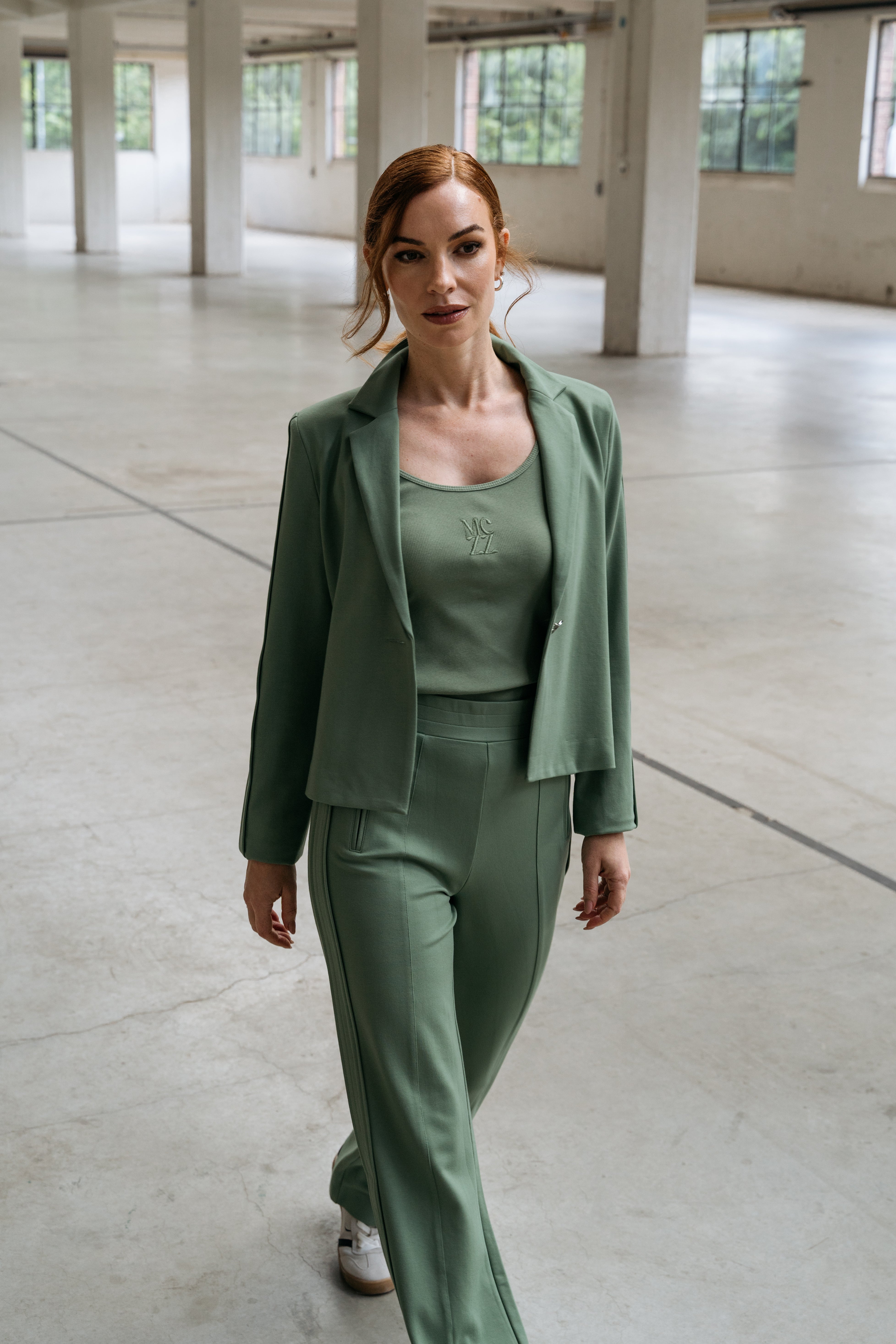 DOLICA - BLAZER
