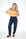 cool j donkerblauwe denim barrel fit damesjeans van dnm pure in een complete modellook