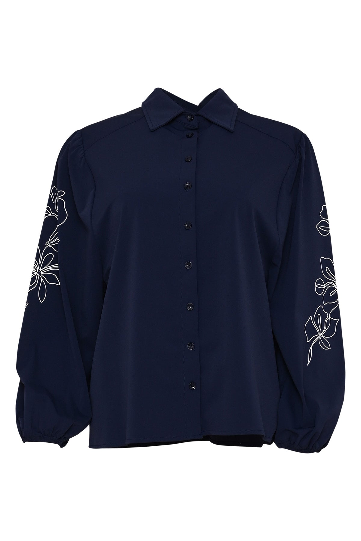 larixxe donkerblauw travelblouse met knoopsluiting en bloemmotief op de mouwen