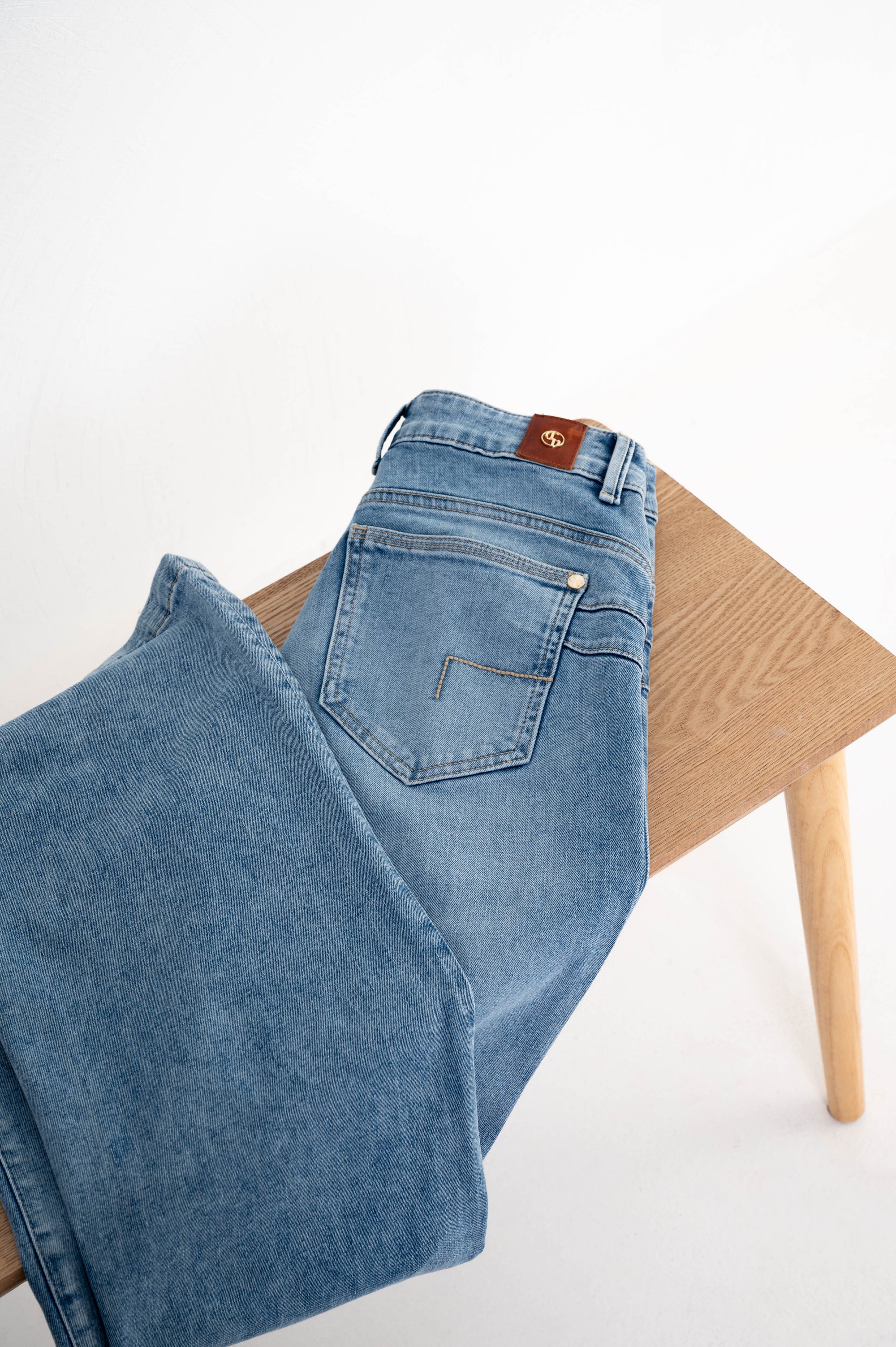 SHIRLEY - L. Stone Blue