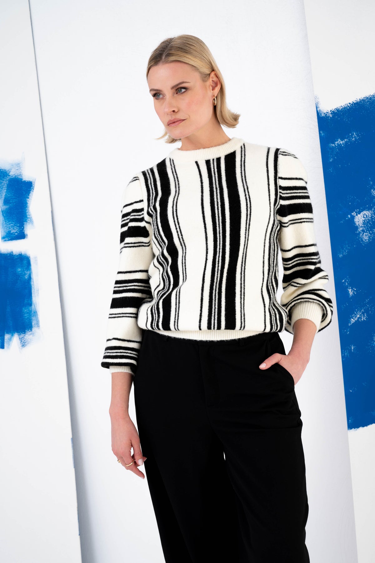 Zwart offwhite gestreepte trui Zoe